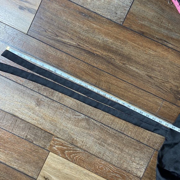 Urban Outfitters Tafetta Style Halter Neck Crop Top New Size L - Picture 12 of 12